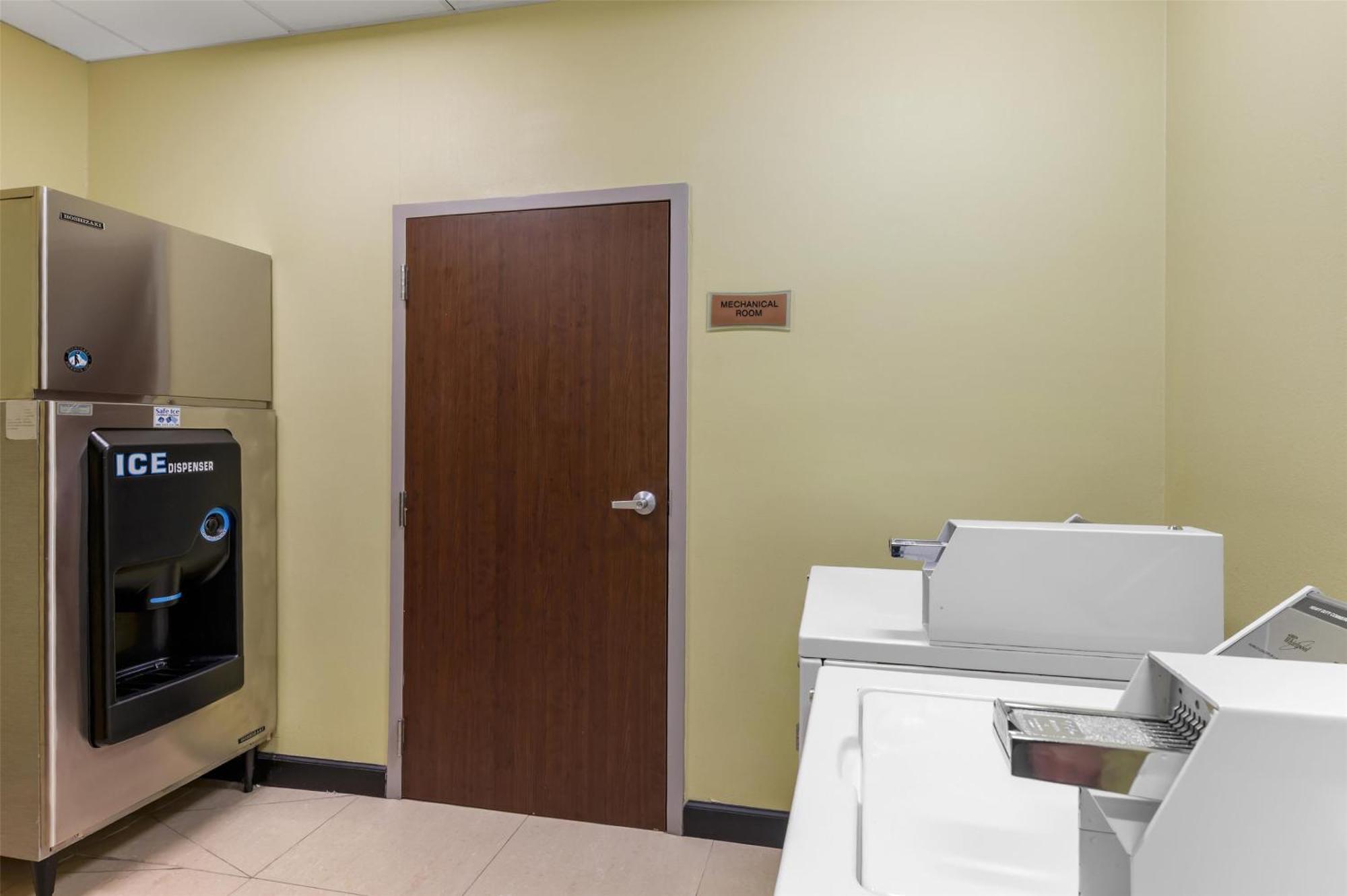 Best Western Plus Jfk Inn & Suites North Little Rock Exteriér fotografie