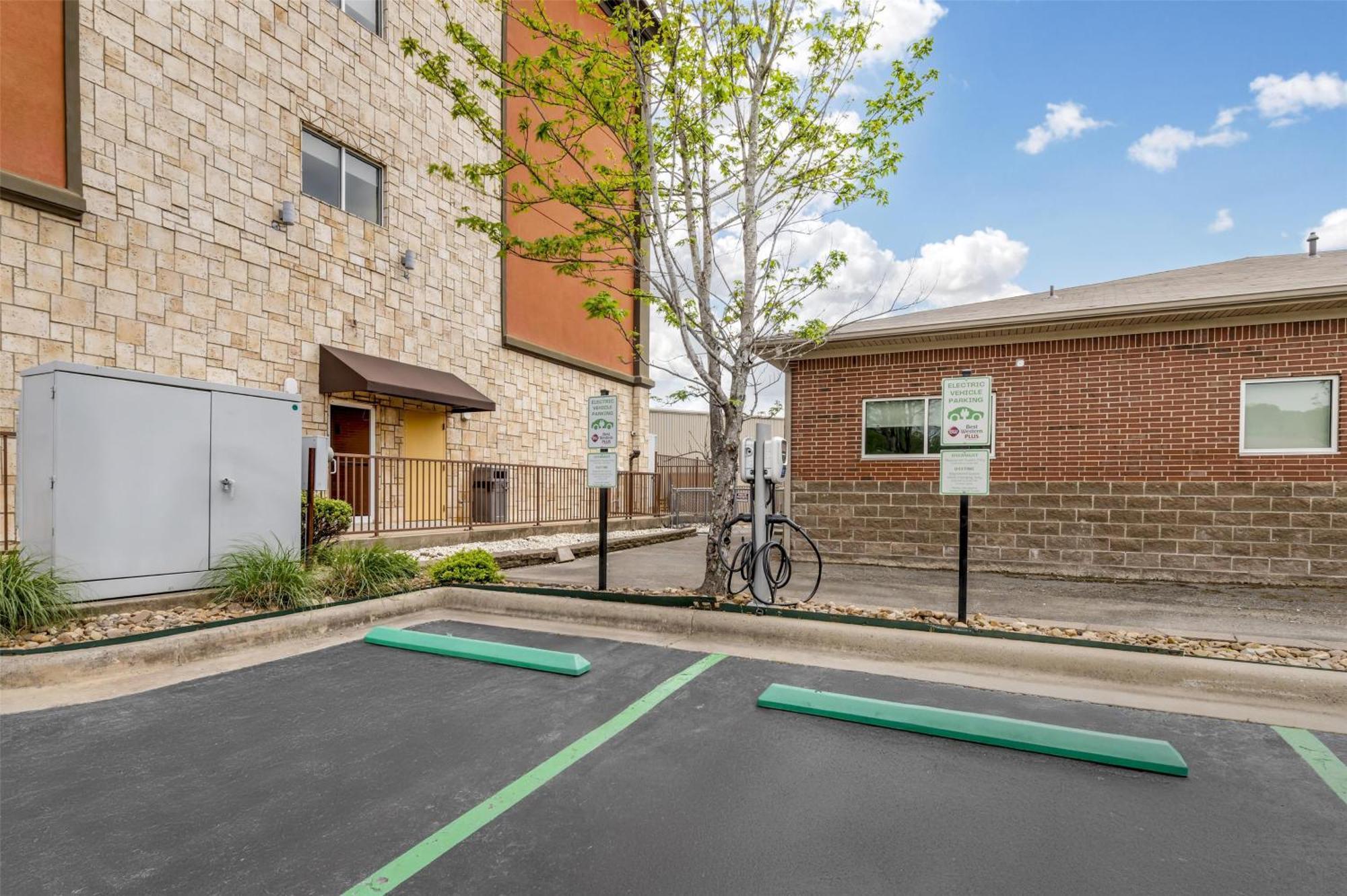 Best Western Plus Jfk Inn & Suites North Little Rock Exteriér fotografie
