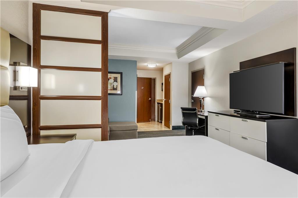 Best Western Plus Jfk Inn & Suites North Little Rock Pokoj fotografie